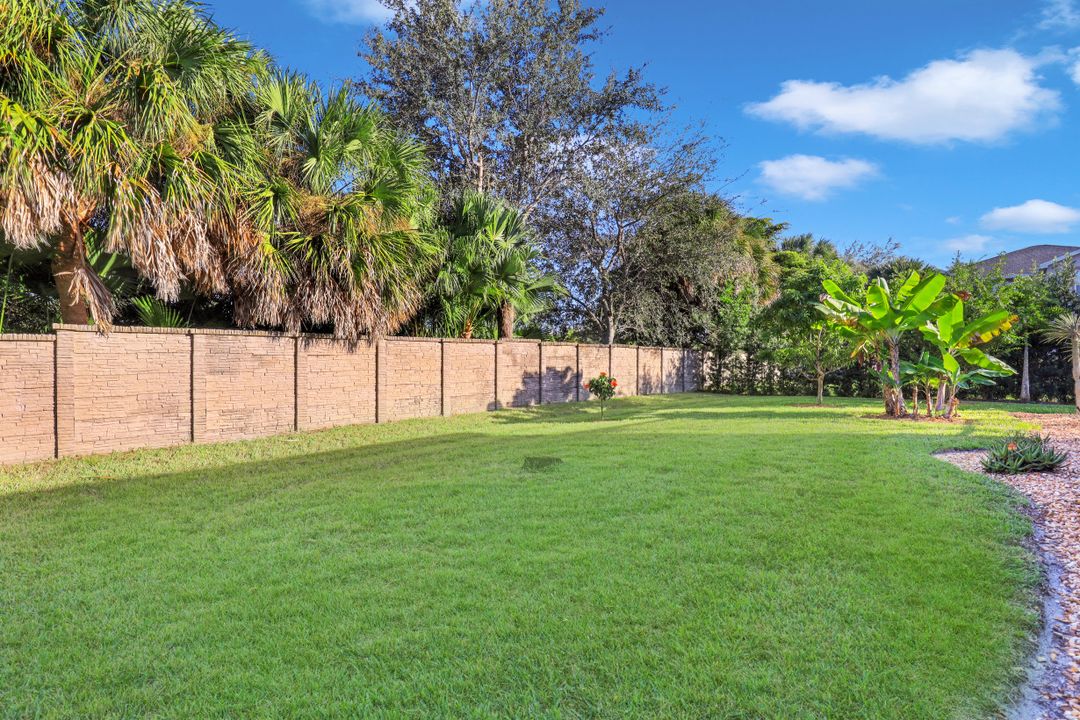 9340 Gladiolus Preserve Cir, Fort Myers, FL 33908