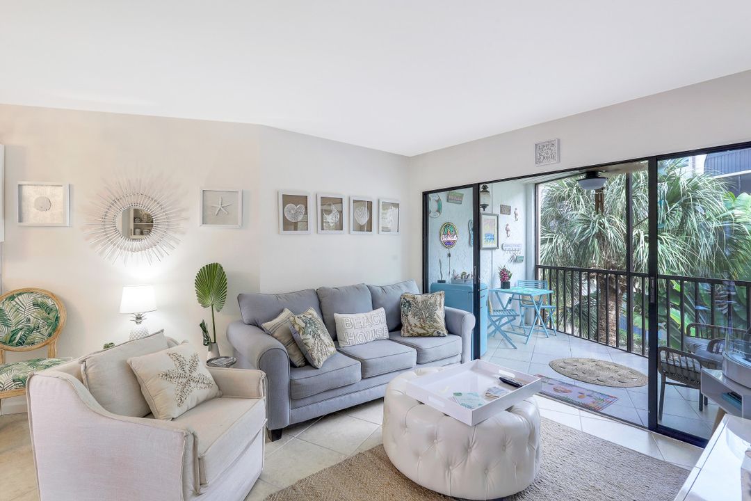 1015 Anglers Cove #306, Marco Island, FL 34145