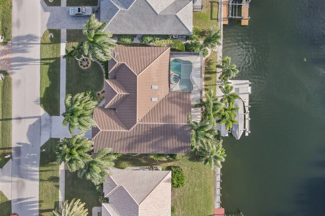 278 Sunflower Ct, Marco Island, FL 34145
