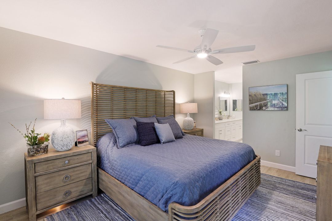 773 Wiggins Lake Dr #204, Naples, FL 34110