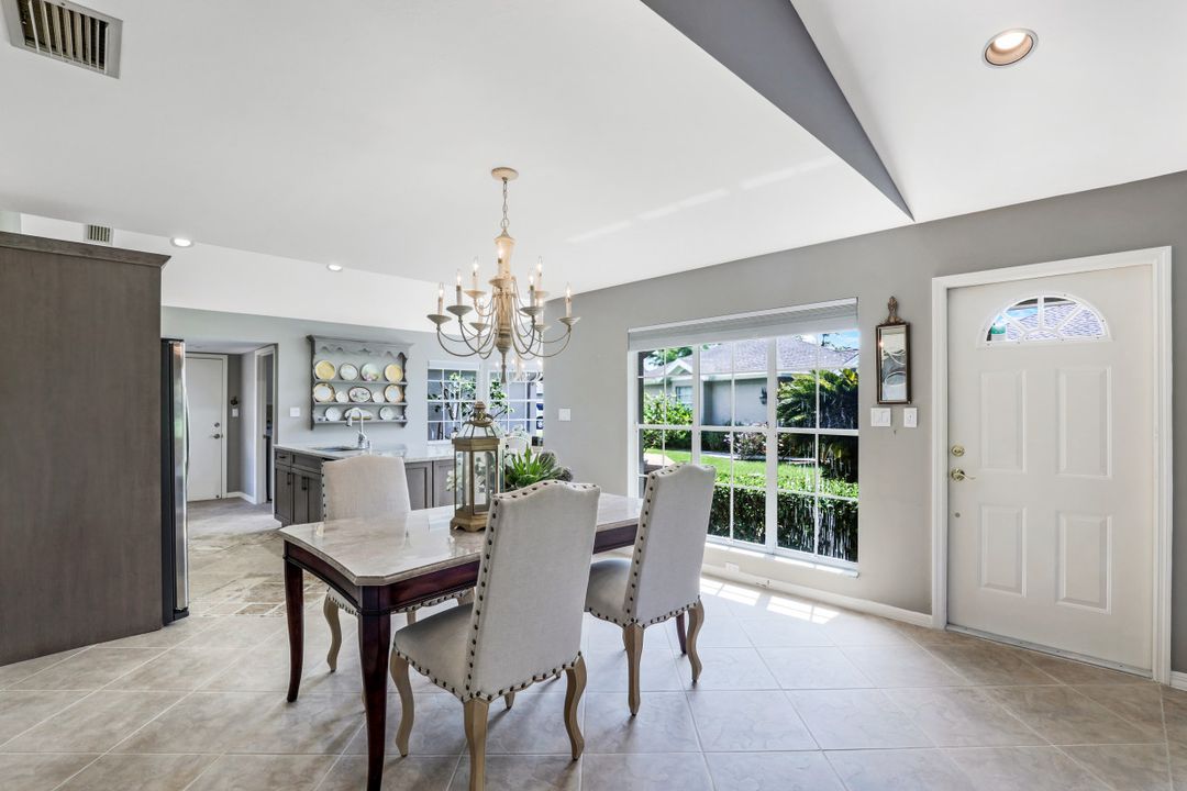 19516 Lost Creek Dr, Estero, FL 33967