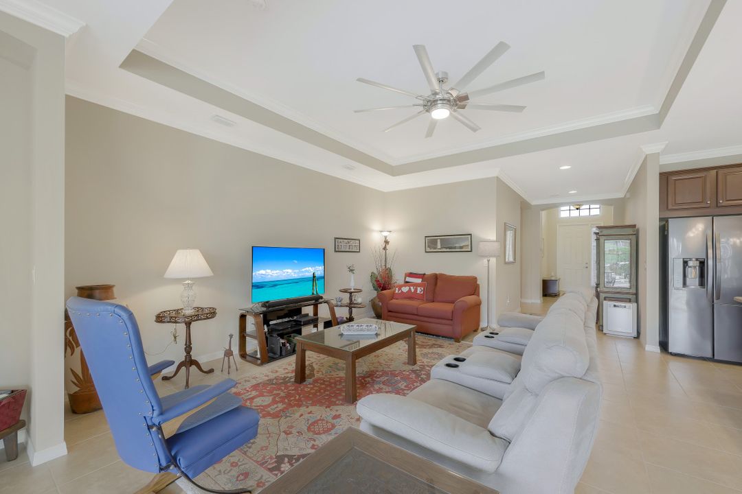 236 Destiny Cir, Cape Coral, FL 33990