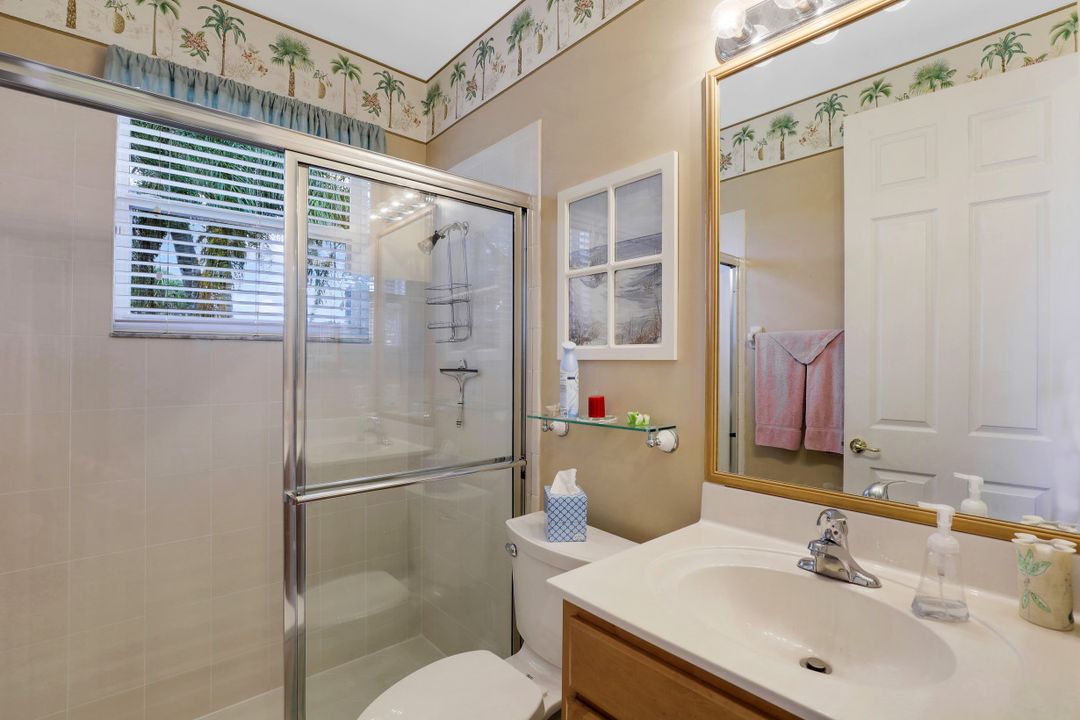 1427 King Sago Ct, Naples, FL 34119