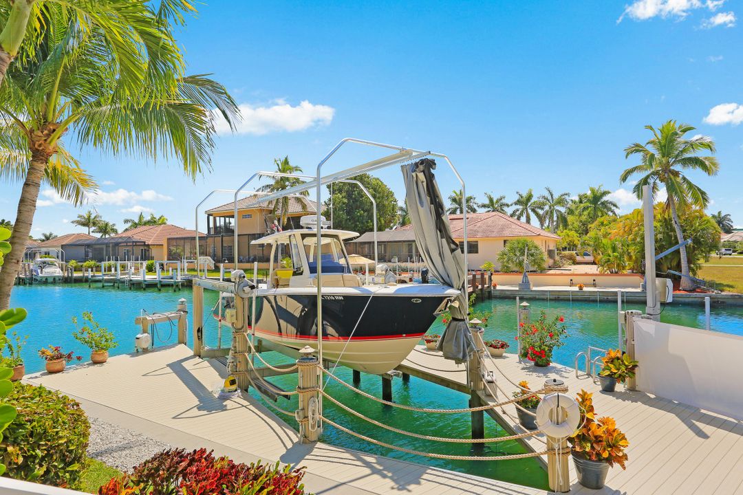 1160 Marlin Ct, Marco Island, FL 34145