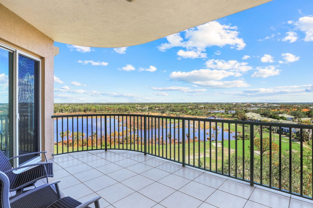 4811 Island Pond Ct #905, Bonita Springs, FL 34134