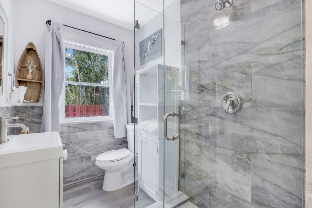 2204 Brevard Ave, Fort Myers, FL 33901