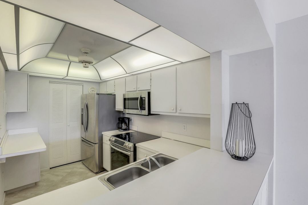 591 Seaview Ct #A-307, Marco Island, FL 34145