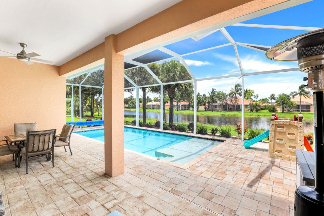 14087 Mirror Ct, Naples, FL 34114