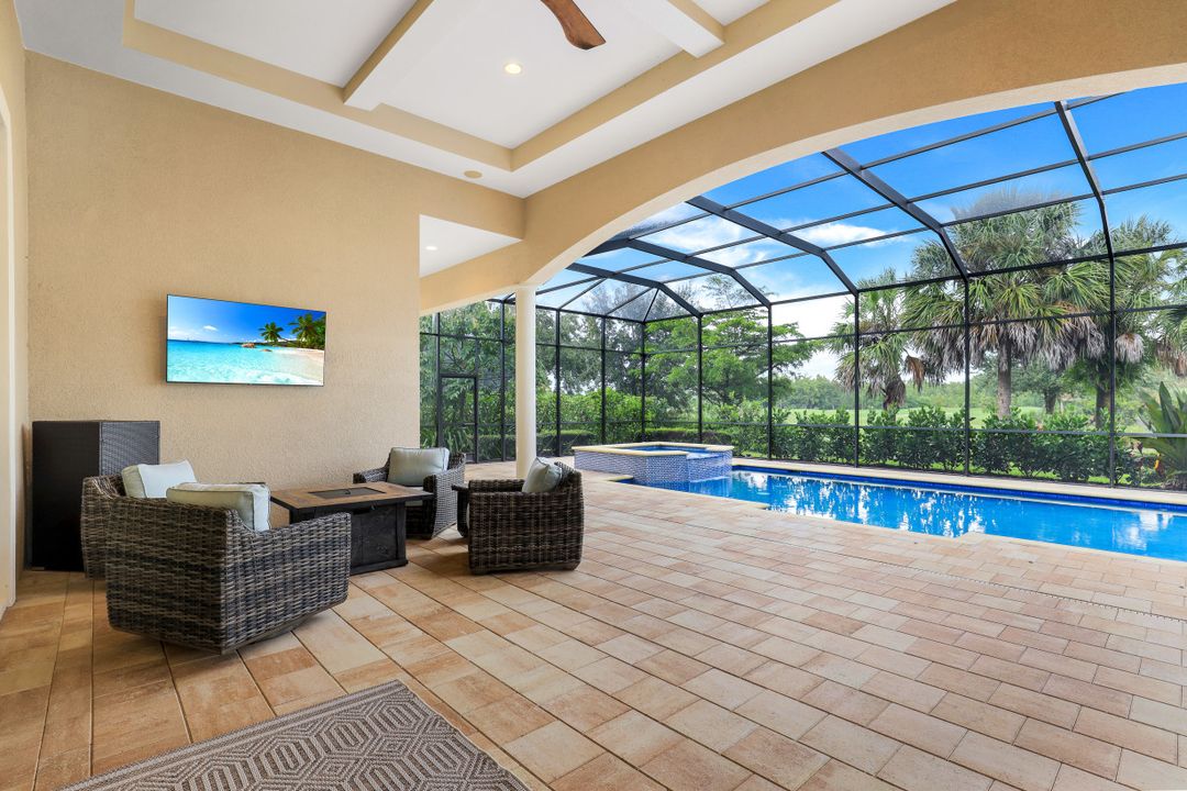 9539 Via Lago Way, Fort Myers, FL 33912