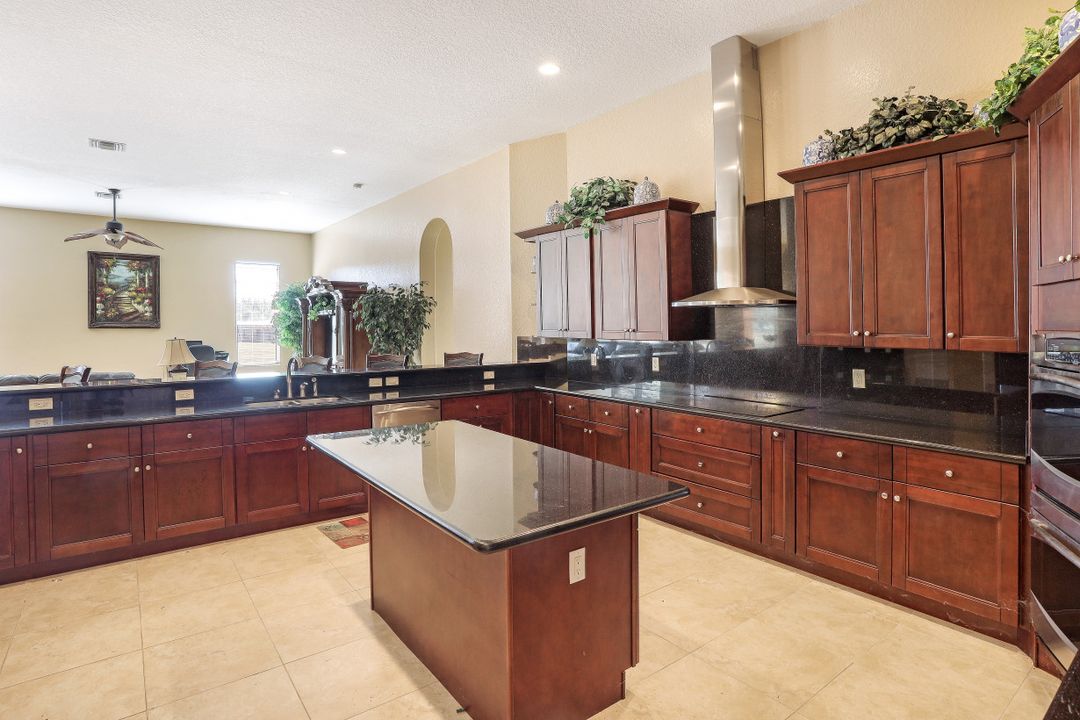 2304 FL-66, Zolfo Springs, FL 33890