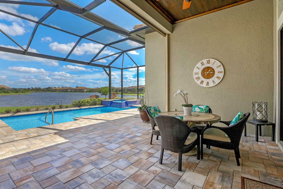 9418 Galliano Ter, Naples, FL 34119