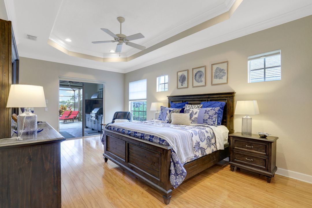 8733 Hideaway Harbor Ct, Naples, FL 34120