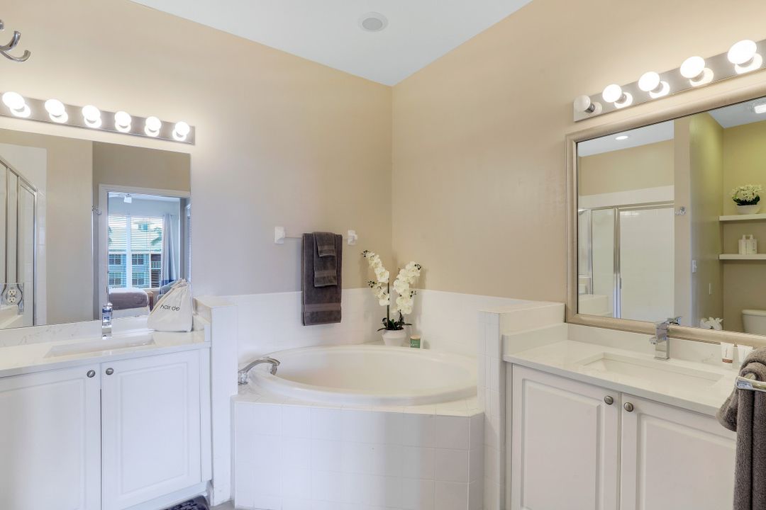 7880 Mahogany Run Ln #1622, Naples, FL 34113