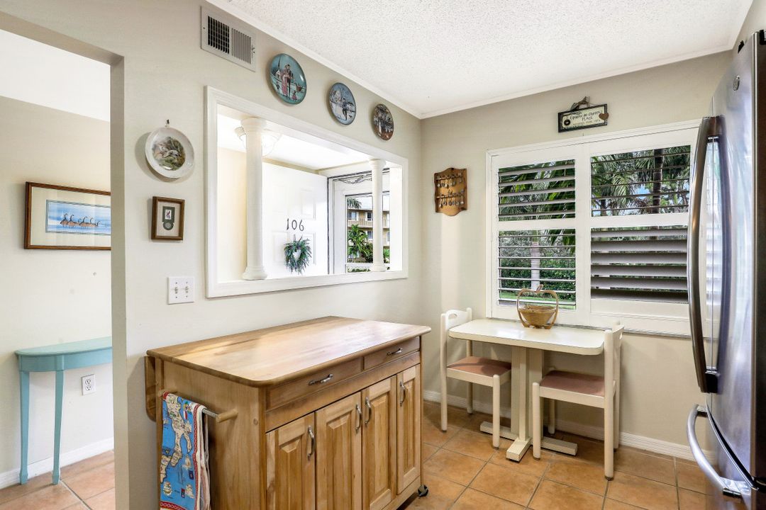 3031 Sandpiper Bay Cir #F106, Naples, FL 34112