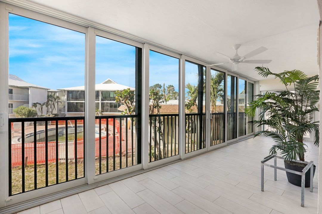 1341 Middle Gulf Dr #1A, Sanibel, FL 33957