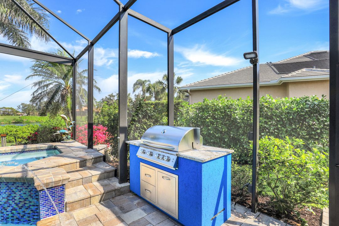 3770 Pelicans Nest Dr, Bonita Springs, FL 34134