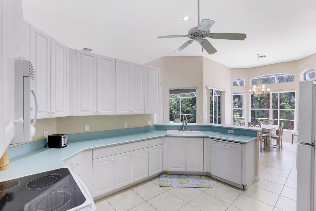 578 N Barfield Dr, Marco Island, FL 34145