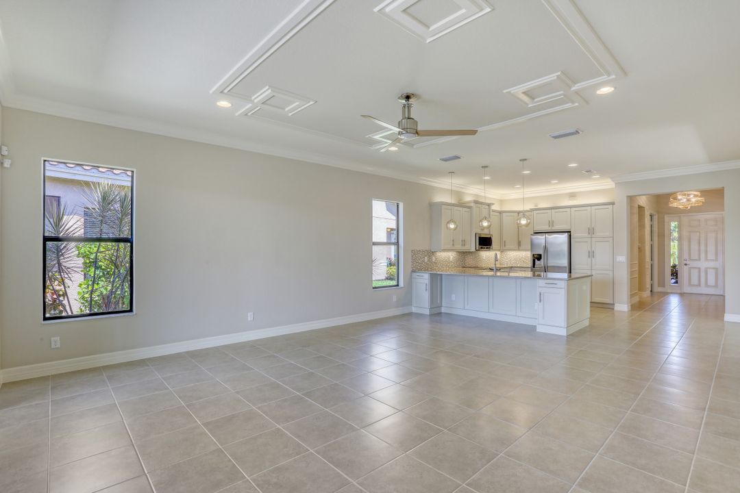 11571 Meadowrun Cir, Fort Myers, FL 33913