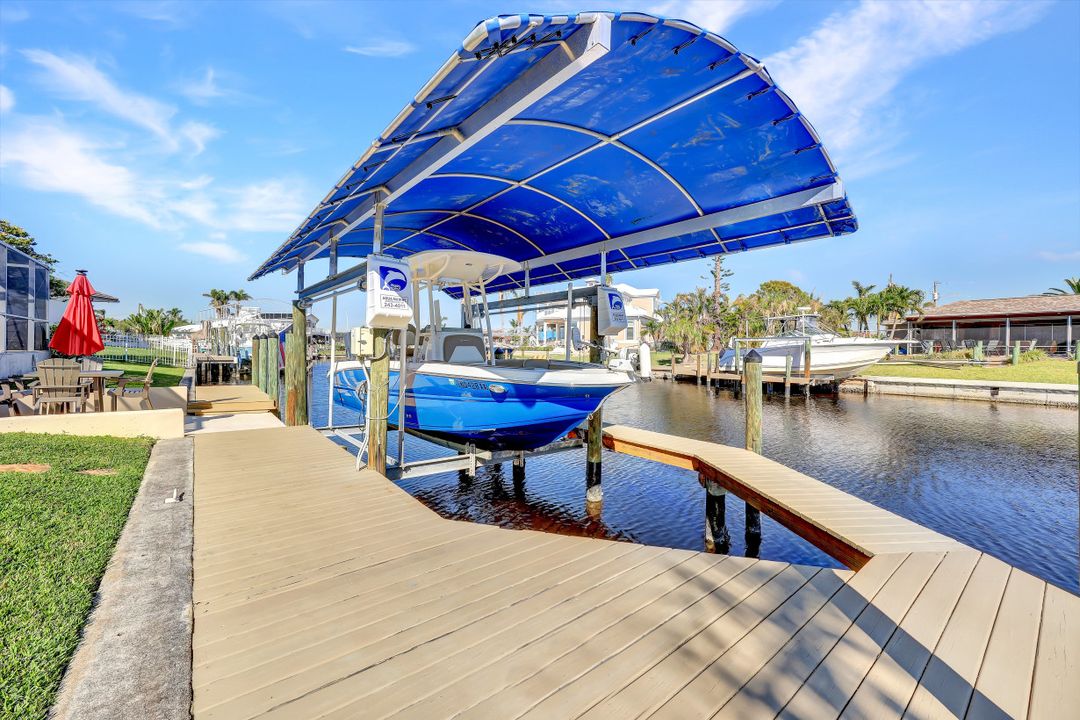 1229 SW 54th St, Cape Coral, FL 33914