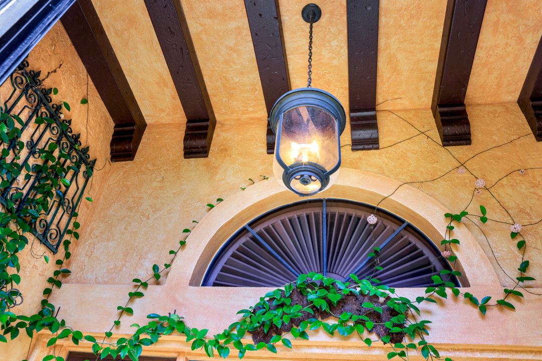 28419 Sombrero Dr, Bonita Springs, FL 34135