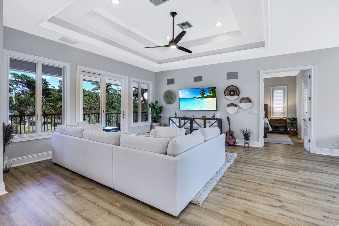 10211 River Dr, Bonita Springs, FL 34135