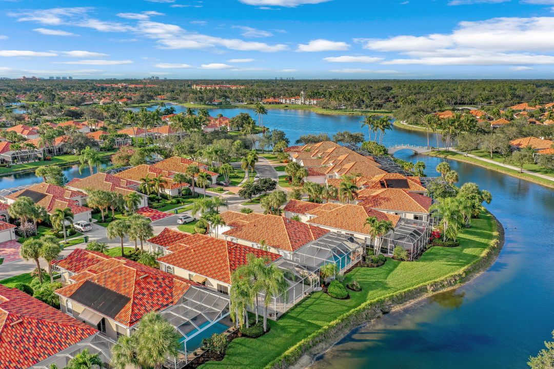 4462 Novato Ct, Naples, FL 34109