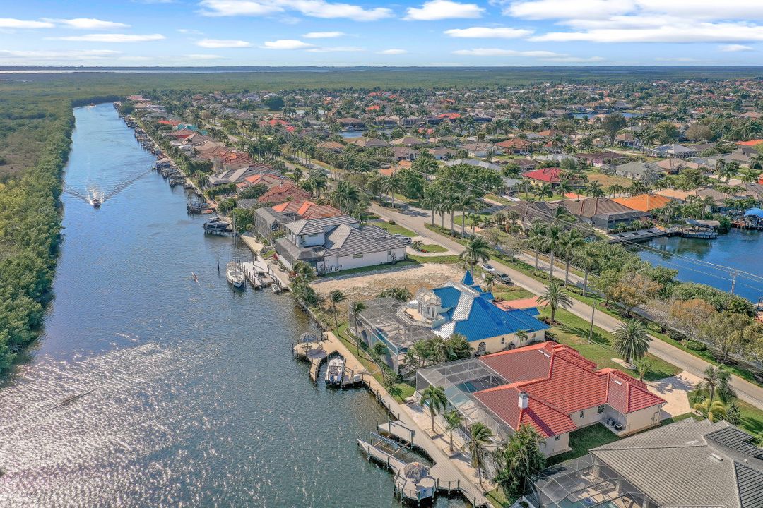 2422 El Dorado Pkwy W, Cape Coral, FL 33914