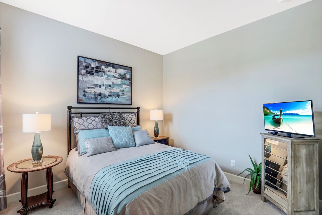 8761 Bellano Ct #203, Naples, FL 34119