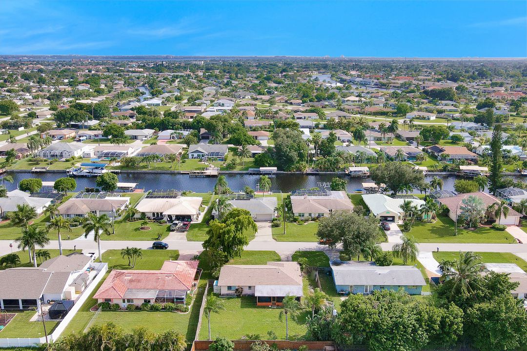1213 SE 36th St, Cape Coral, FL 33904