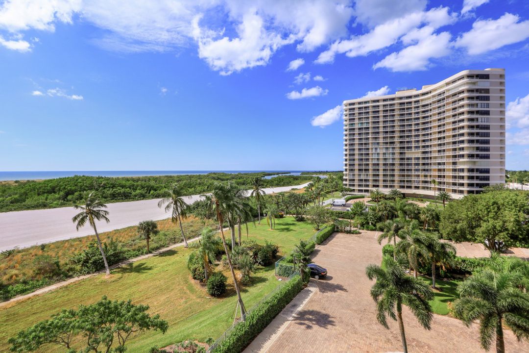 320 Seaview Ct #510, Marco Island, FL 34145