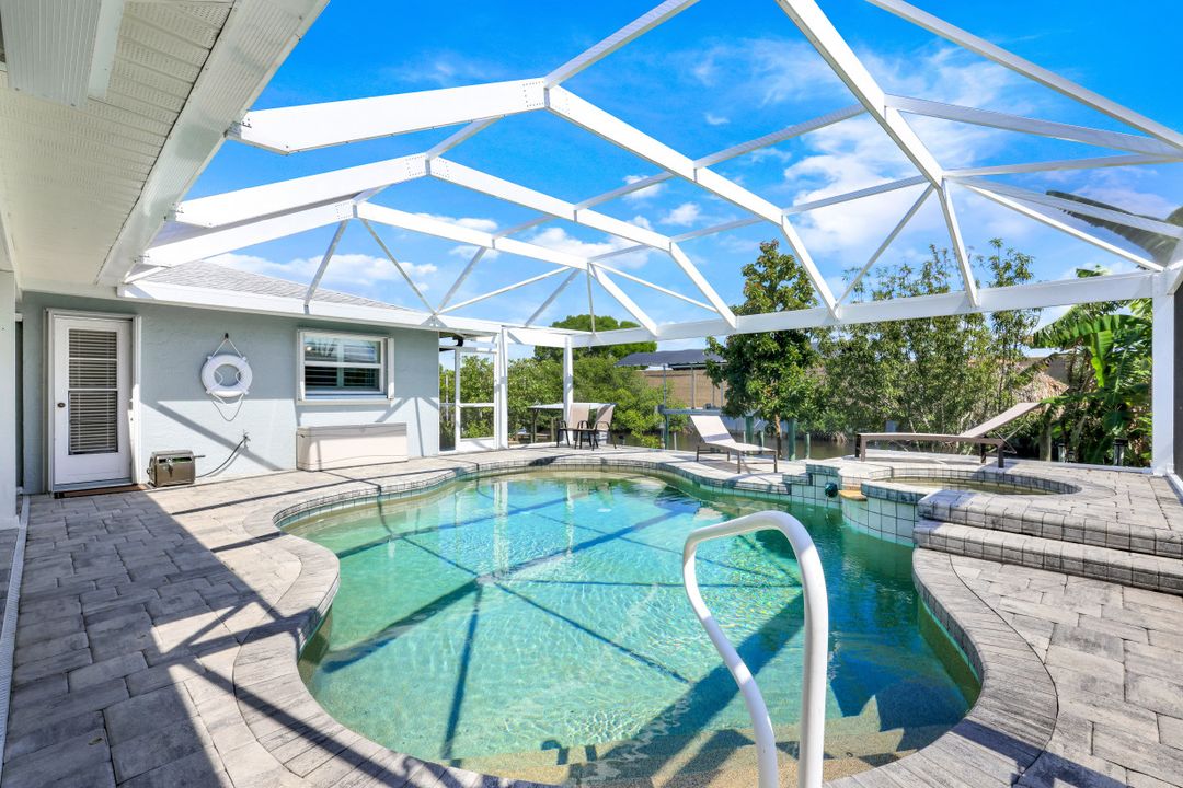 1847 Everest Pkwy, Cape Coral, FL 33904