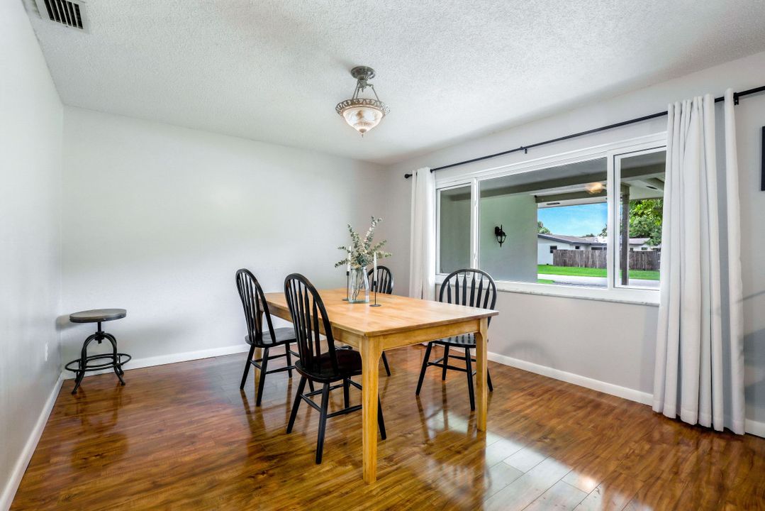 1698 S Flossmoor Rd, Fort Myers, FL 33919