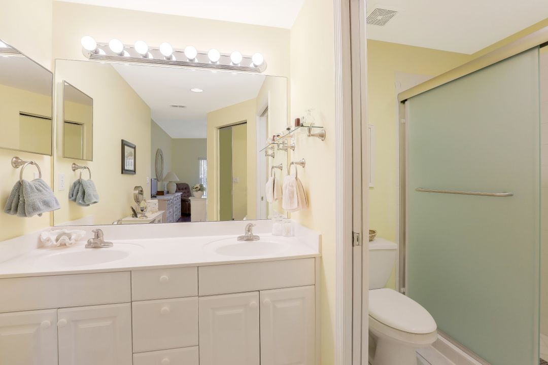 975 Partridge Cir #102, Naples, FL 34104