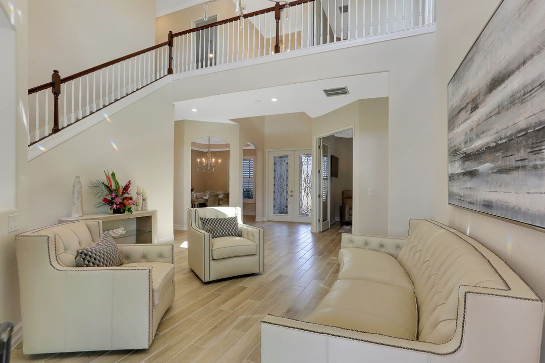 2296 Somerset Pl, Naples, FL 34120