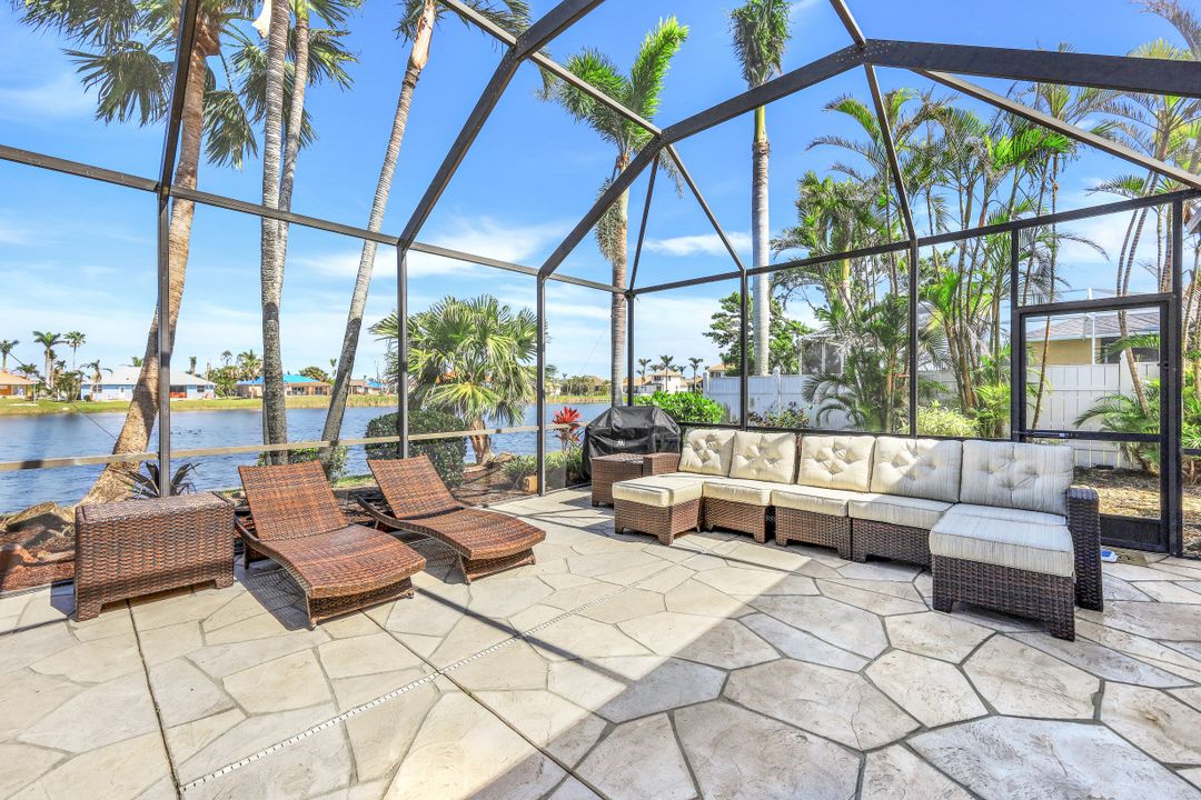 2715 El Dorado Pkwy W, Cape Coral, FL 33914