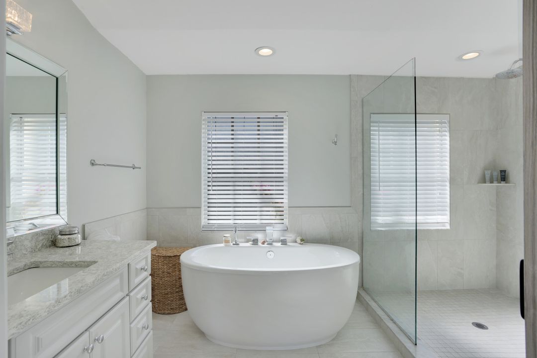 7311 Mill Pond Cir, Naples, FL 34109