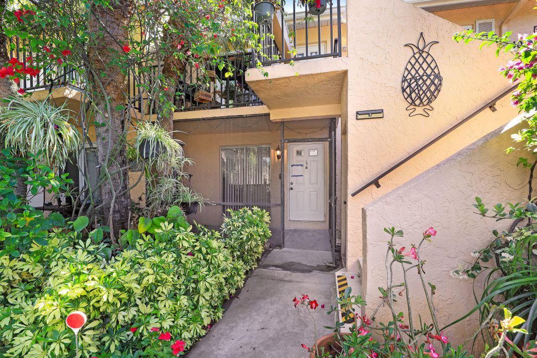 4001 Ice Castle Way #5, Naples, FL 34112