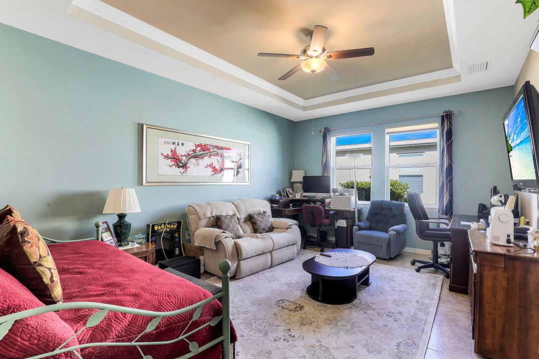 3188 Amadora Cir, Cape Coral, FL 33909