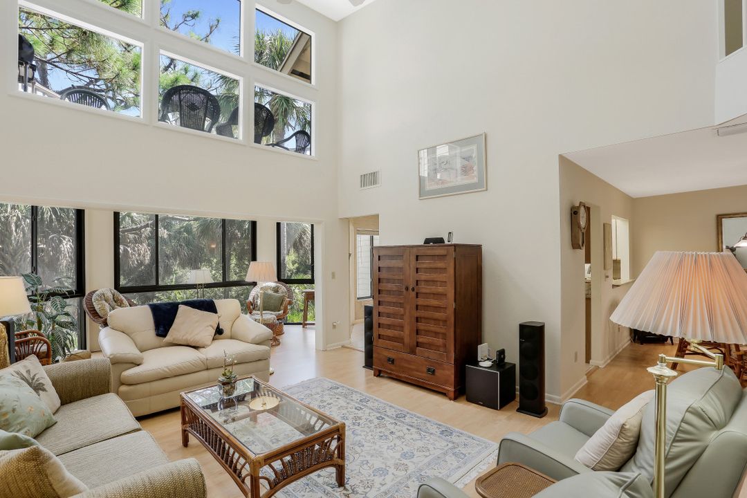 27006 Oakwood Lake Dr, Bonita Springs, FL 34134