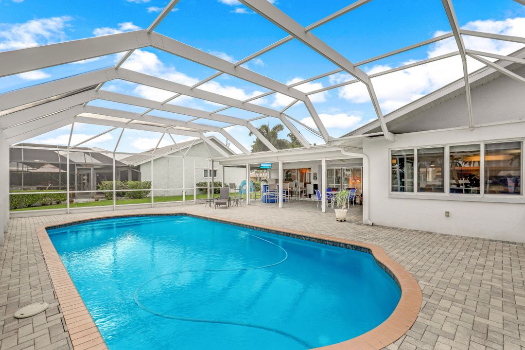 1923 SE 36th Terrace, Cape Coral, FL 33904