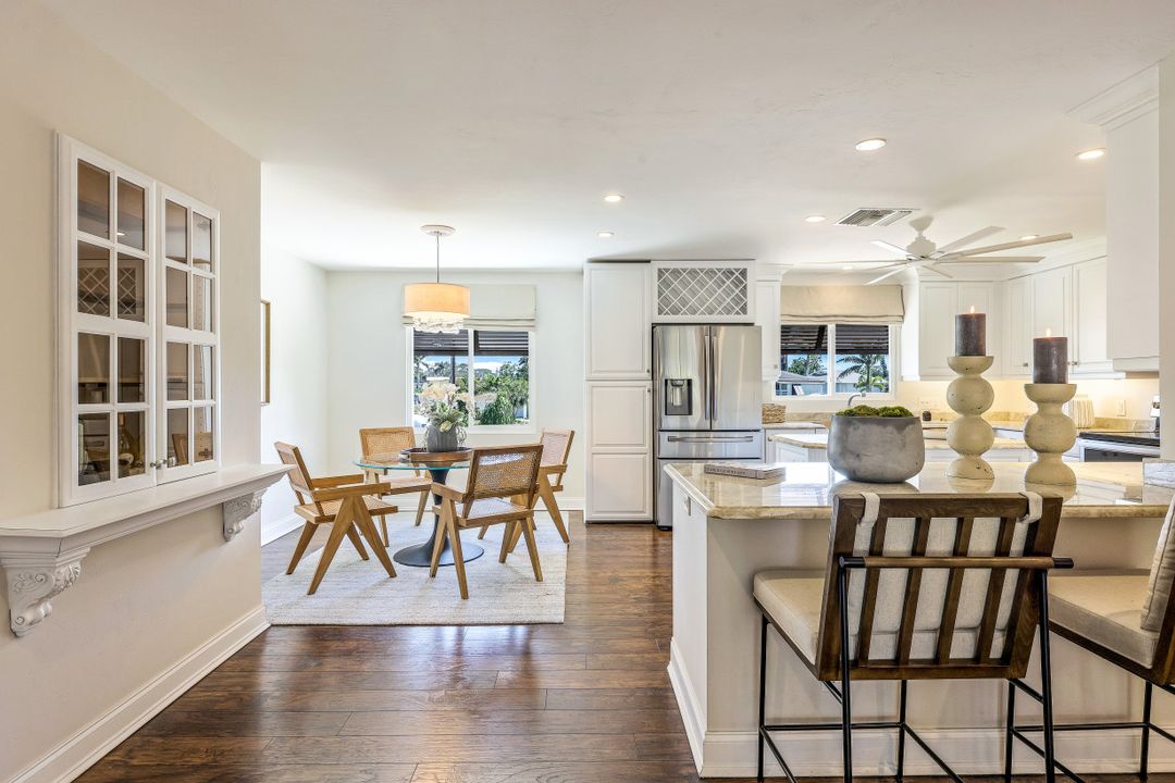 2631 Shoreview Dr, Naples, FL 34112