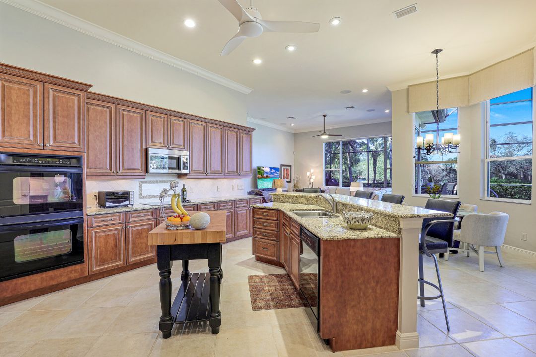 28645 Via D Arezzo Dr, Bonita Springs, FL 34135
