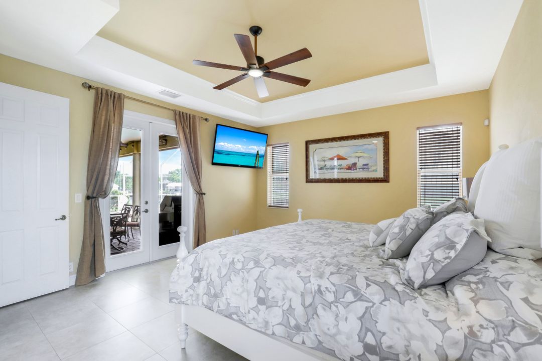 5267 Tiffany Ct, Cape Coral, FL 33904