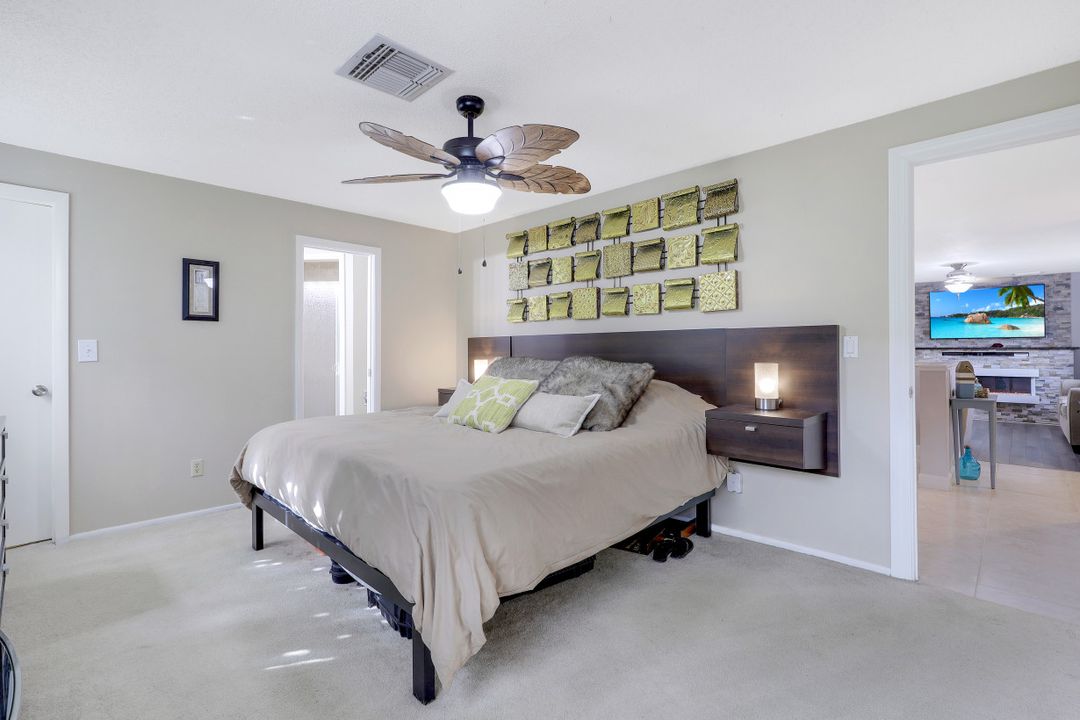 1214 SE 30th Terrace, Cape Coral, FL 33904