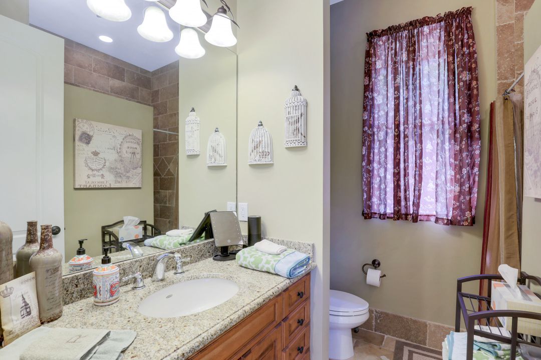 641 27th St SW, Naples, FL 34117