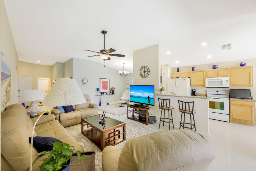 2538 Greendale Pl, Cape Coral, FL 33991