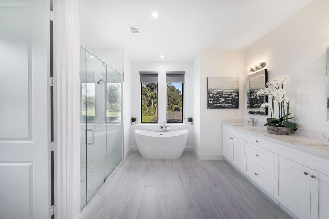 1030 22nd Ave NE, Naples, FL 34120