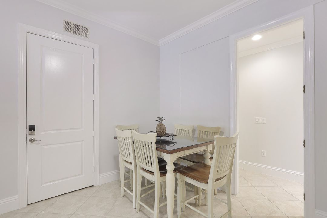 500 Spinnaker Dr, Marco Island, FL 34145