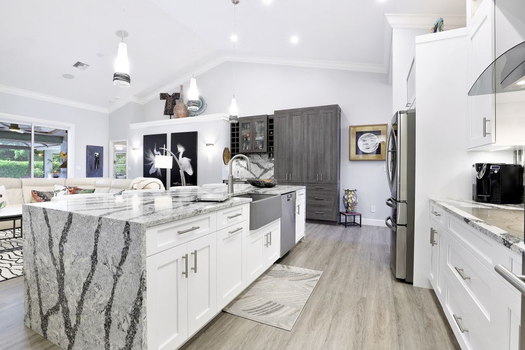 25050 Bay Cedar Dr, Bonita Springs, FL 34134