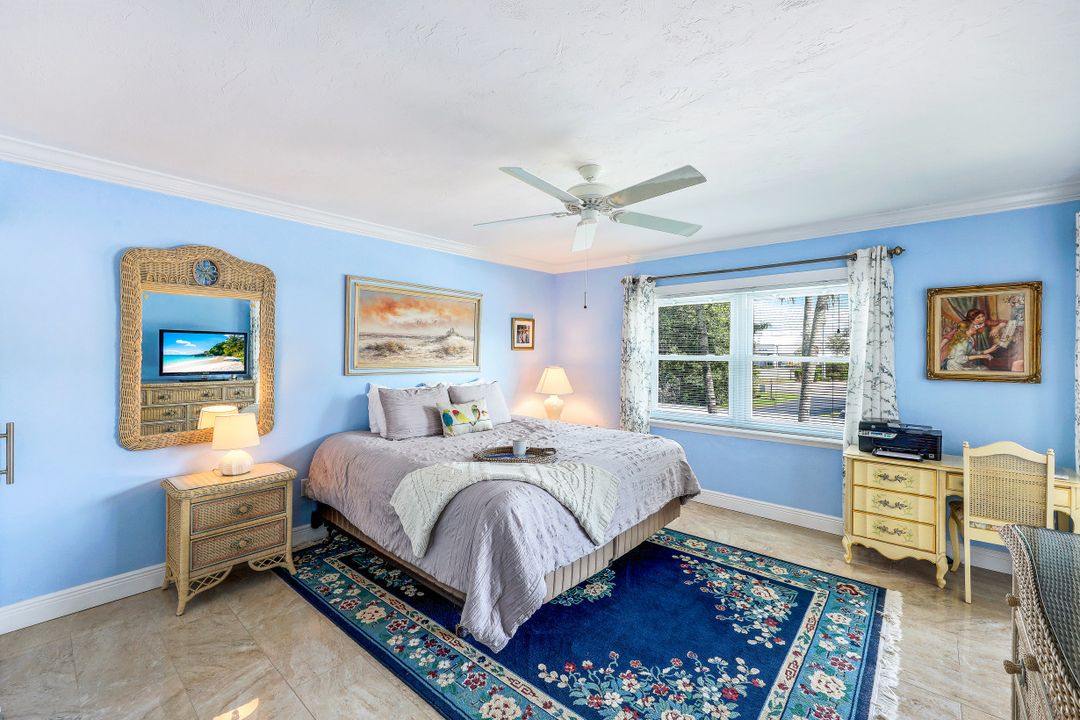 4100 Belair Ln #204, Naples, FL 34103